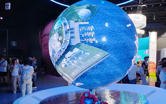 ��^���̃��j�^�[