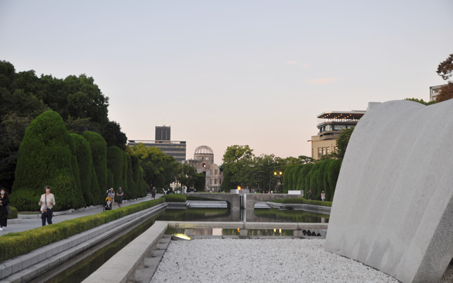 �����h�[���A���a�̓��A�ԗ��A�L�����a�L�O�����فA�Ɠ������