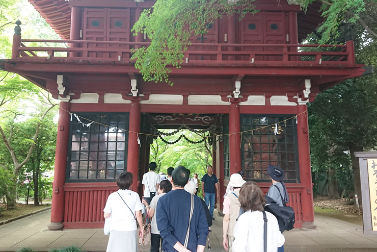 �����������@�{�y��