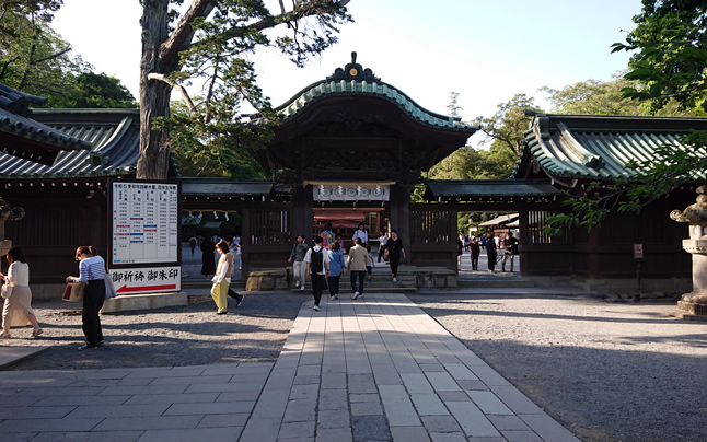 �_��i�������j