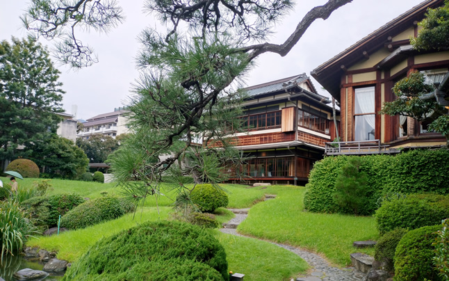 �뉀���猩��@�a�فu�i�فE��P�v