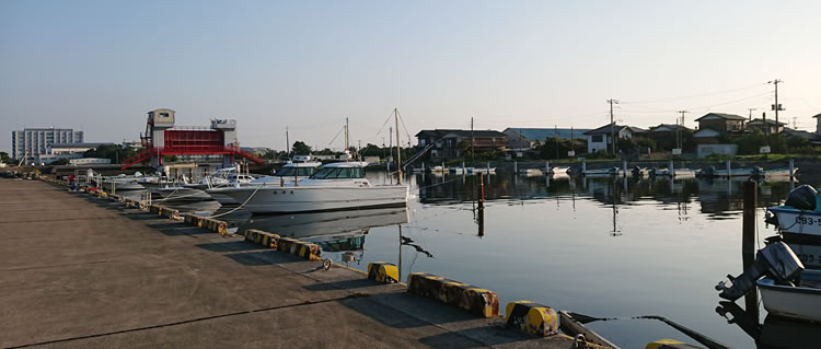 ���̓��勴