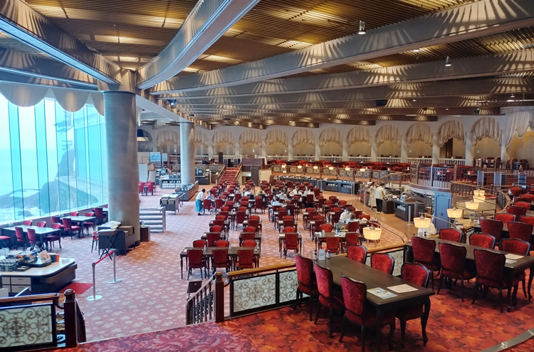 メインダイニング錦