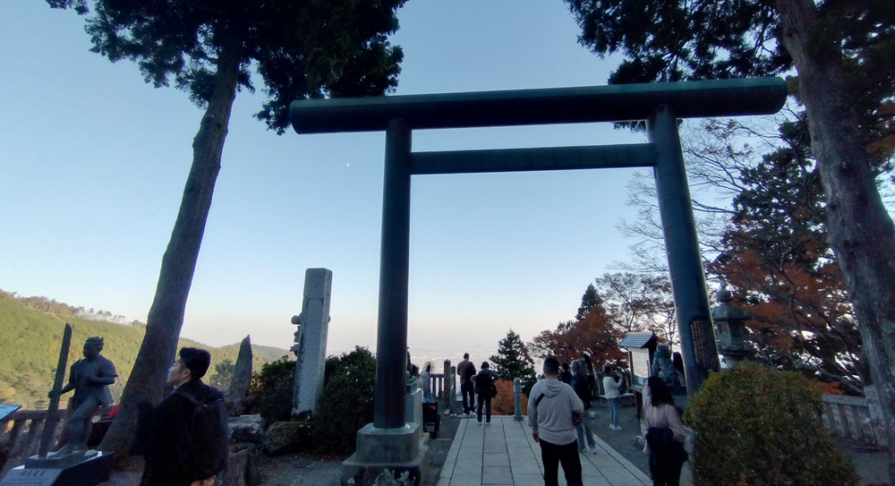 �~�V�������O���[���K�C�h�W���|��2���̐�i